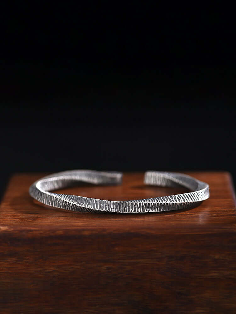 999er Feinsilber Mobius-Ringarmband