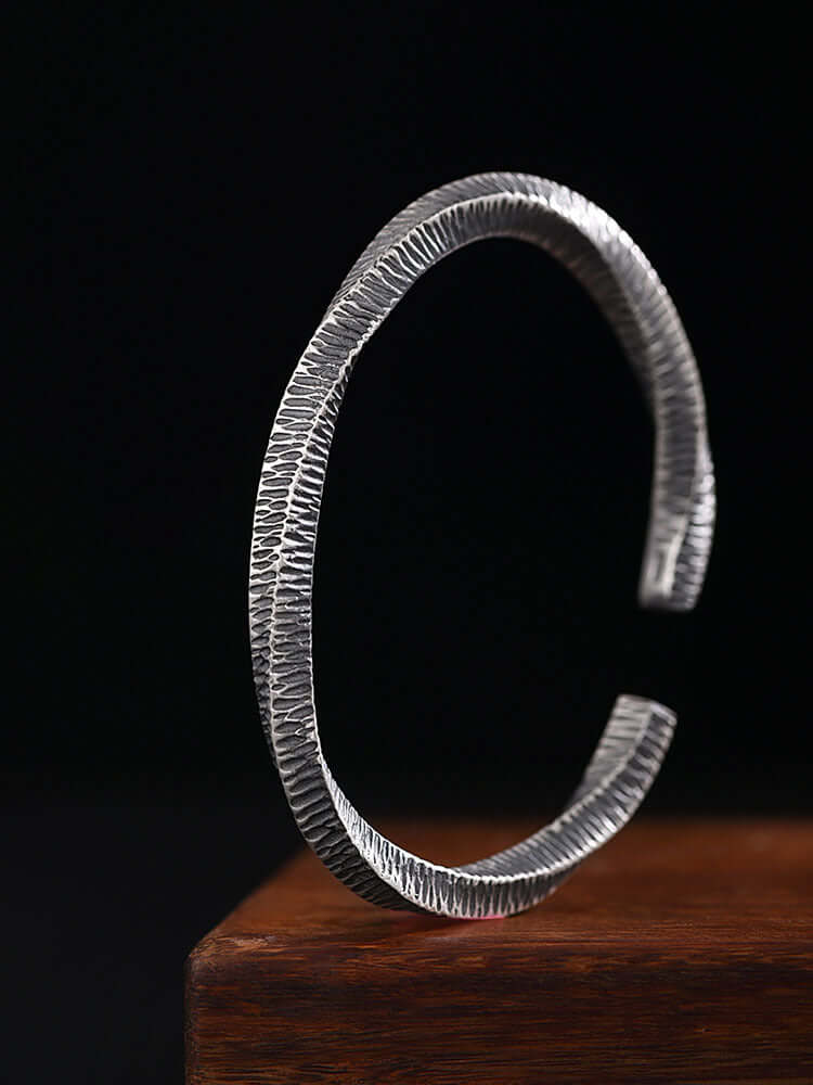 999er Feinsilber Mobius-Ringarmband