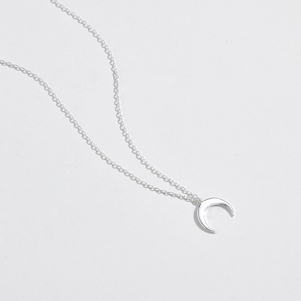 Halskette mit Halbmond in S925 Sterlingsilber