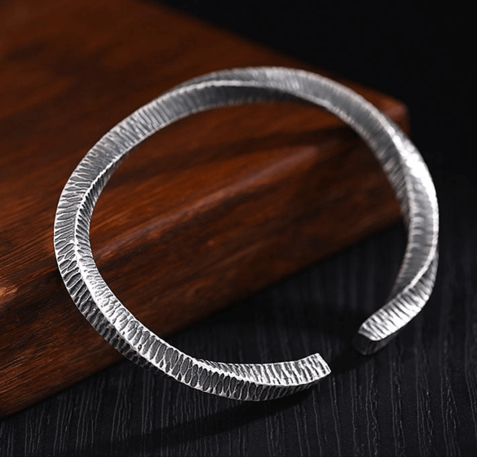 999er Feinsilber Mobius-Ringarmband