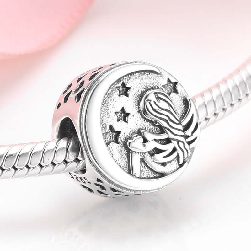 Silber Anhänger mit Mondmotiv und sternenförmigem Design für Armband oder Halskette
