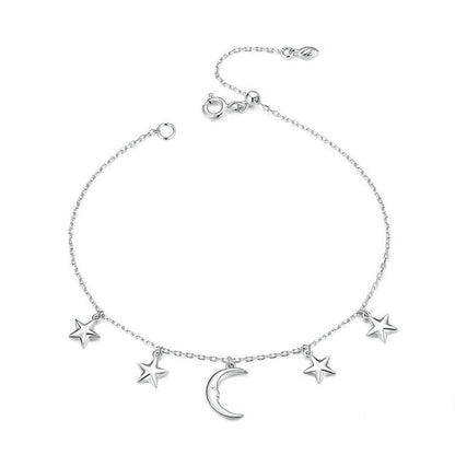 Fantasy-Armband mit Sternen und Mond aus Silber.