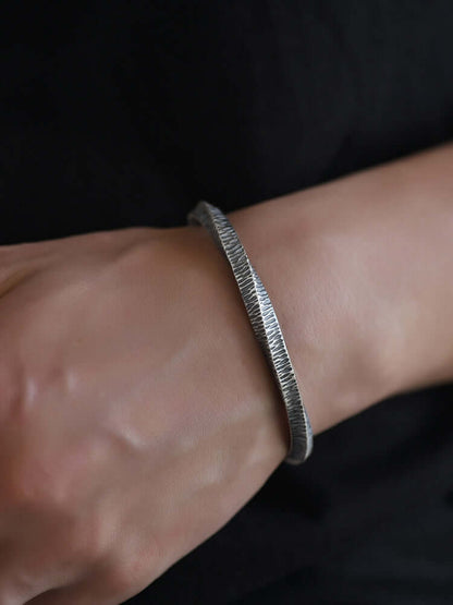 999er Feinsilber Mobius-Ringarmband