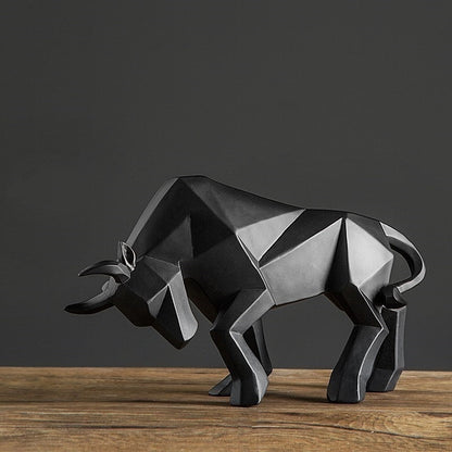 Modern Bull – Geometrische Stier-Skulptur aus Resin für stilvolle Wohn- & Bürodekoration
