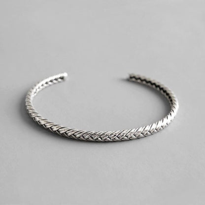 Woven Sterling Adjustable – Gewebte Stil-Eleganz