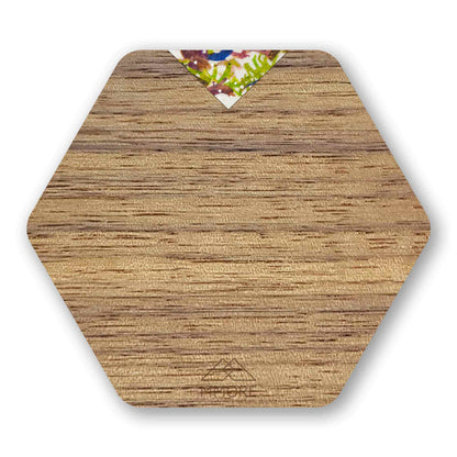 Walnuss Holzuntersetzer – 4er-Set aus amerikanischer Walnuss, handgefertigte, 90x80 mm, wasserfeste Lackierung, naturbelassene Maserung, umweltfreundlich & nachhaltig, Geschenkidee