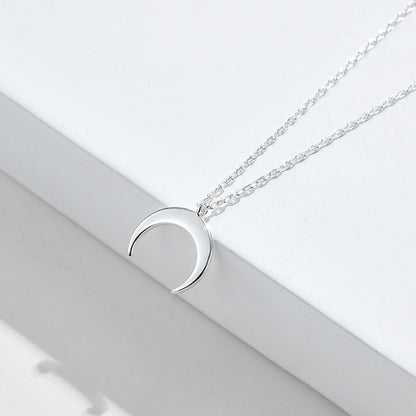 Halskette mit Halbmond in S925 Sterlingsilber