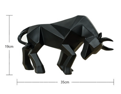 Modern Bull – Geometrische Stier-Skulptur aus Resin für stilvolle Wohn- & Bürodekoration